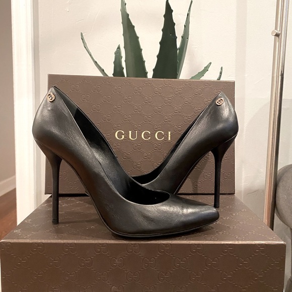 Authentic Black Pumps Stiletto Size 36.5 36 1/2 6 1/2 6.5...
